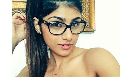 porn sex mia khalifa|Mia Khalifa Porn Videos 2024: Porn Star Sex Scenes 